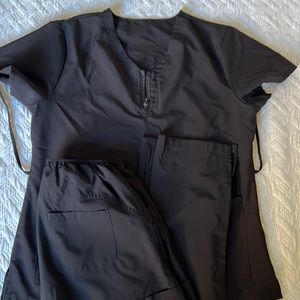 Gently used scrub set